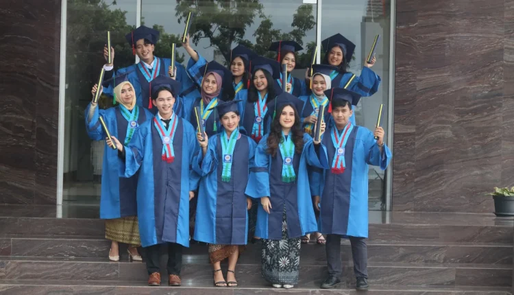 Akreditasi Unggul Perkuat Kualitas Pendidikan UBSI Kampus Cikarang