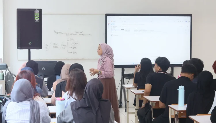 Kuliah Fleksibel untuk Pekerja Muda lewat Kelas Jumat–Sabtu UBSI Kampus Cikarang