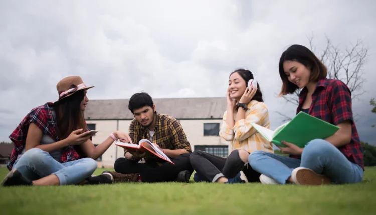 Kuliah di UBSI Kampus Cikampek, Jalan Pasti Menuju Karier Impian