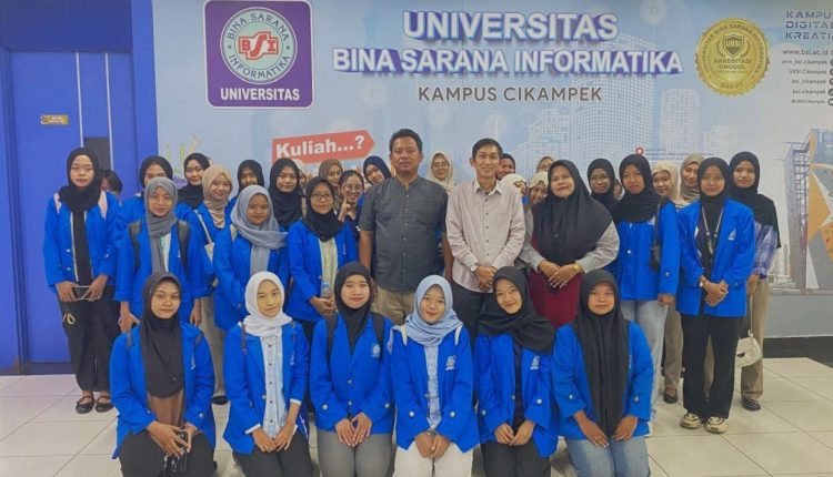 Sinergi Mahasiswa BJU & UBSI Kampus Cikampek: Empowering Scholarship Cetak Talenta Unggul