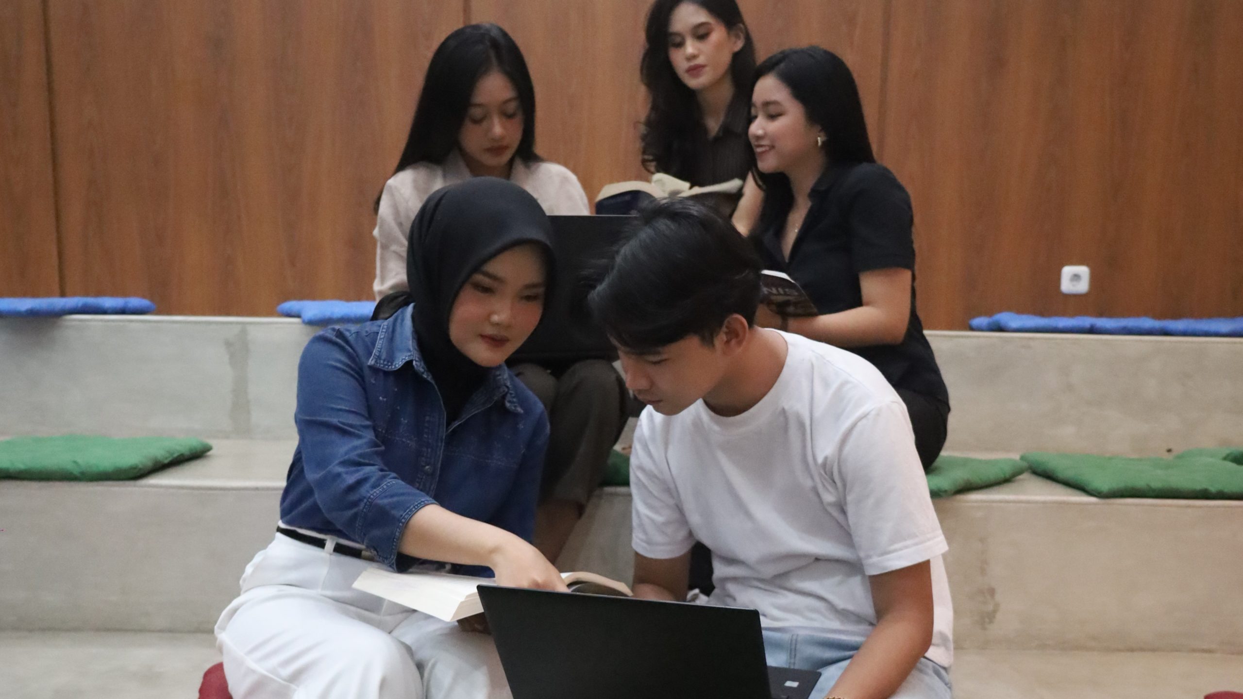 Prodi Manajemen UBSI: Strategi Cerdas Raih Posisi Supervisor Sejak Lulus