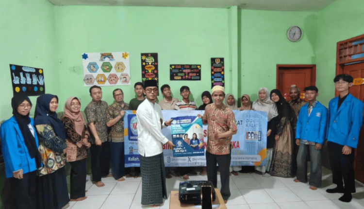 Dosen FTI UBSI