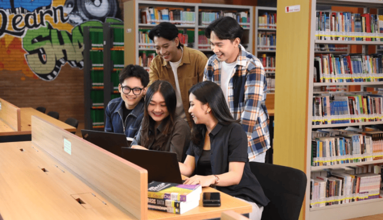 Pendidikan Tinggi