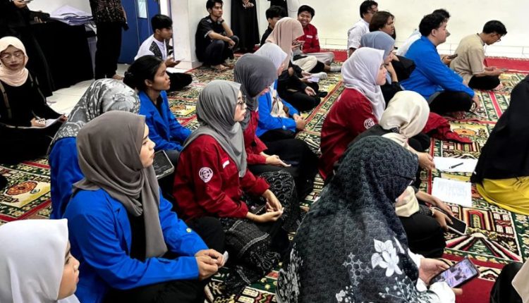 UBSI Bekali Remaja Asrama Yatim dengan Skill Desain Digital Canva untuk Tingkatkan Kreativitas