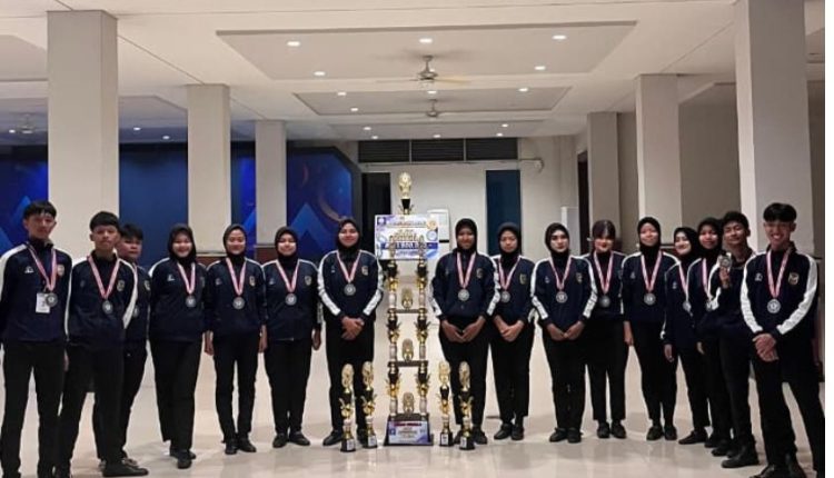 Tampil Percaya Diri di Tengah Tekanan, SMAN 1 Cibitung Raih Juara 2 LKBB BSI Flash 2026