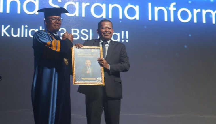Wisuda
