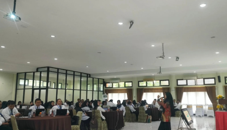 Latih AI