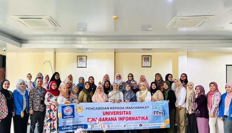 Waspada Penipuan Online! Mahasiswa UBSI Kampus Sukabumi Edukasi Jamaah Majelis Ta’lim