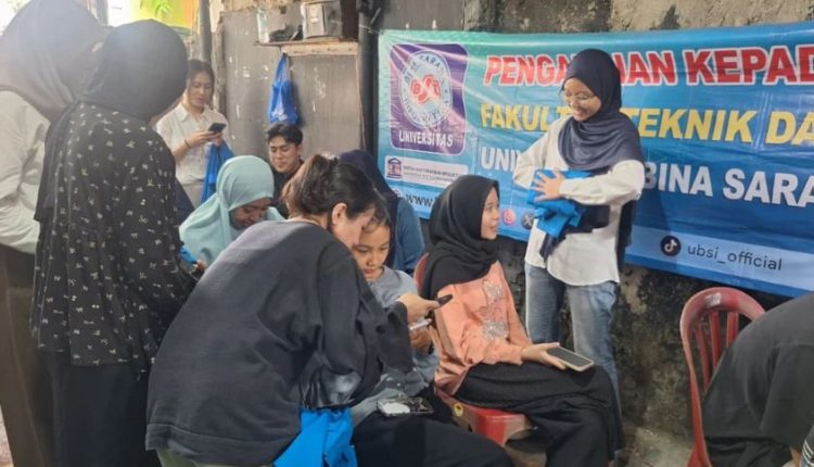 Dosen UBSI Gelar Pelatihan AI untuk Tingkatkan Literasi Digital Warga Cikoko