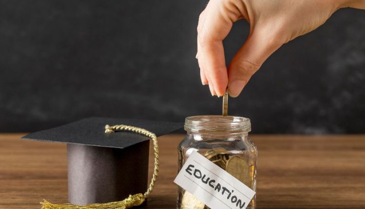 Kuliah Anti Khawatir Biaya? Ini Solusi untuk Generasi Masa Kini