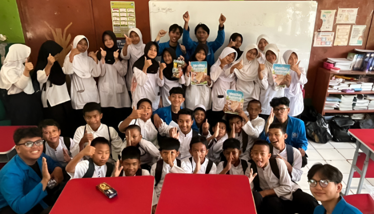 Identitas Nasional