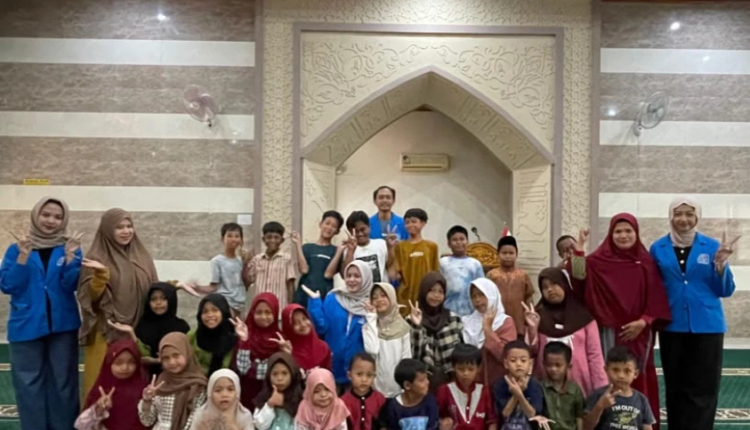 Mahasiswa UBSI Kampus Solo Bekali Santri TPA Masjid As-Salam Beji dengan Nilai Toleransi