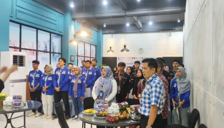 KSPM UBSI dan GIBEI UMC Gelar Studi Banding Pasar Modal di Jakarta