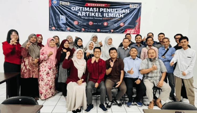 “AI to Help You, Not Replace You”, Dosen UBSI Kampus Purwokerto Antusias Ikuti Workshop Penulisan Artikel Ilmiah Berbasis AI