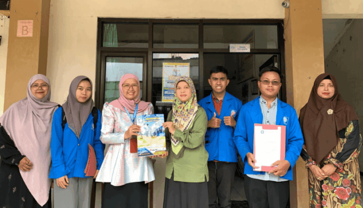 Mahasiswa UBSI