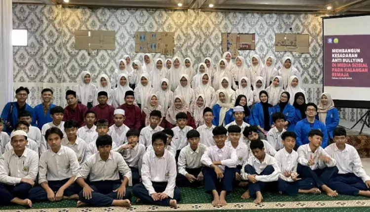 Sosialisasi Anti Bullying Berbasis Nilai Islam di SMPIT Arrahmah Depok