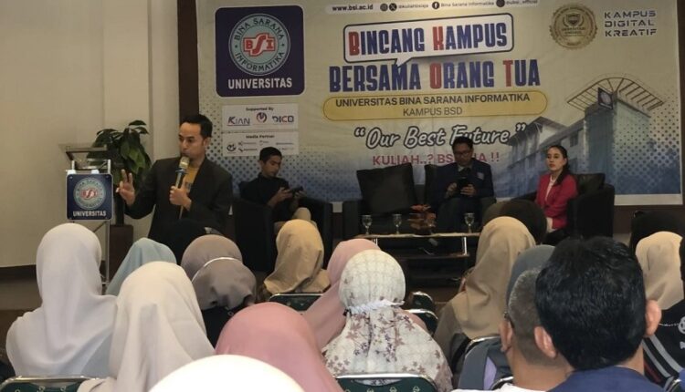 Perkuat Sinergi Kampus dan Keluarga