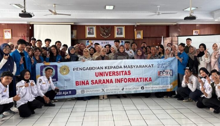 Dosen UBSI Latih Karang Taruna Tegal Parang Kuasai Digital Marketing