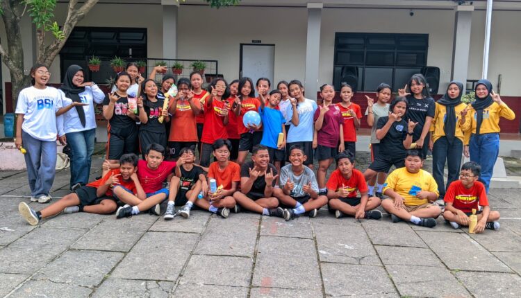 Mahasiswa UBSI Kampus Solo Asah Karakter Kepemimpinan Siswa Lewat Program Little Leaders