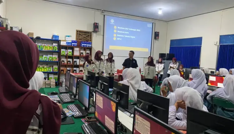 Transformasi Akuntansi Dimulai dari Sekolah, UBSI Kampus Tegal Gelar Workshop AI