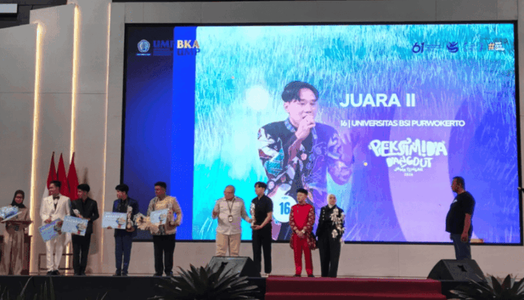 Mahasiswa UBSI