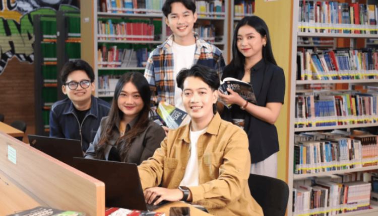 Pengalaman Proyek Nyata