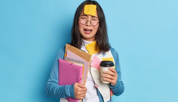 kerja atau kuliah