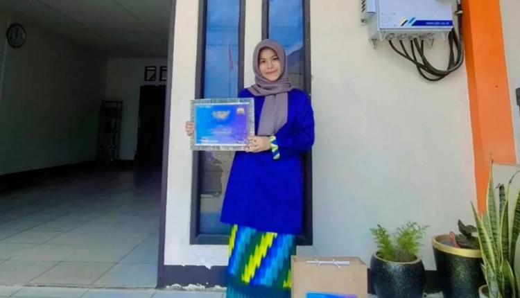 beasiswa-ubsi-pontianak-salsabila