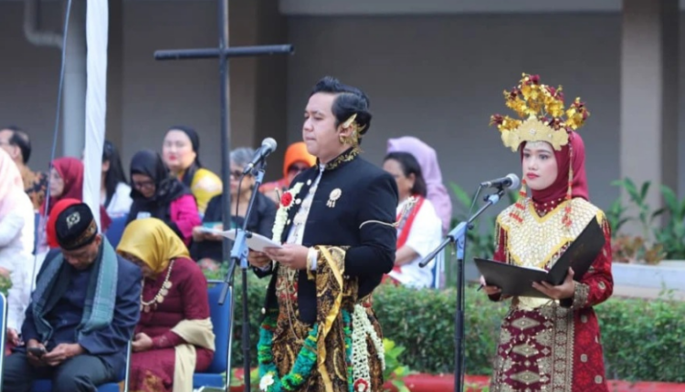 HUT RI